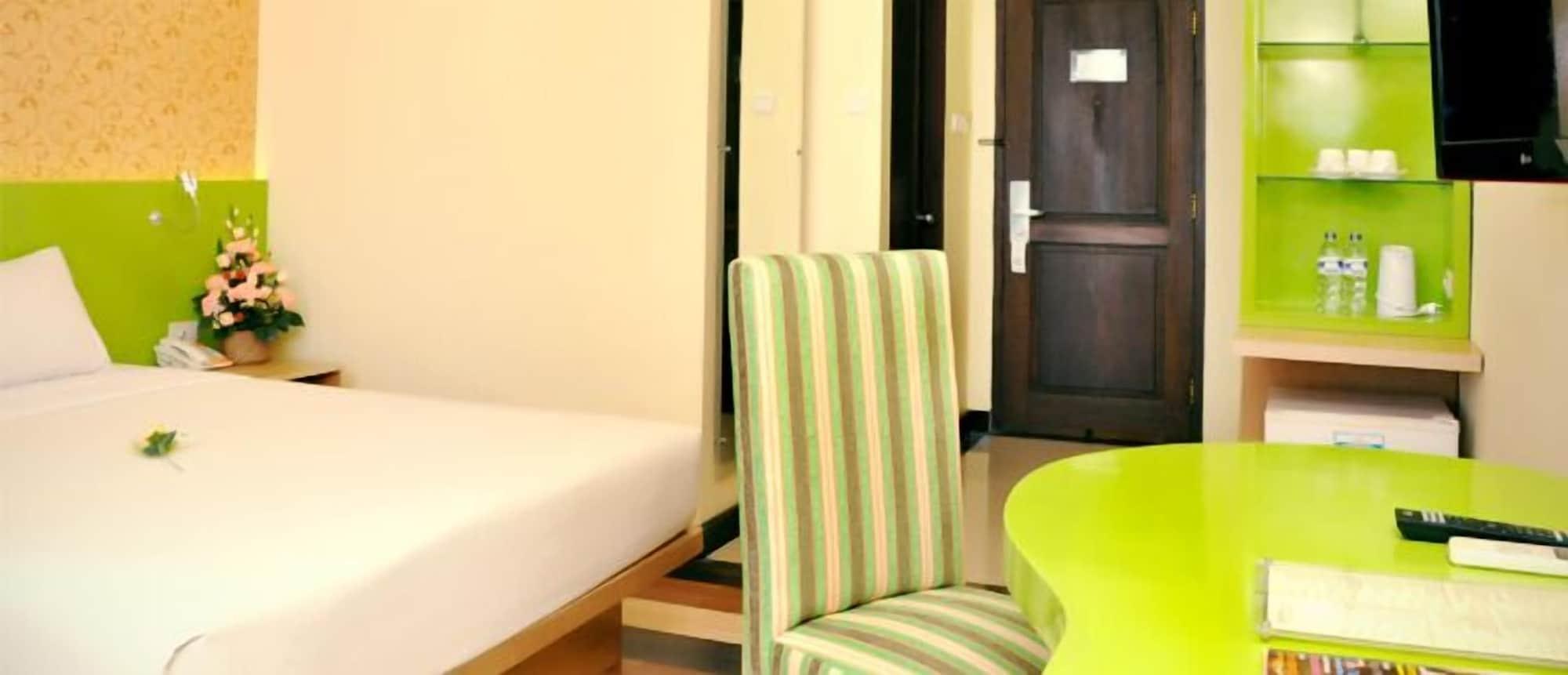 Pandanaran Hotel Semarang Zewnętrze zdjęcie