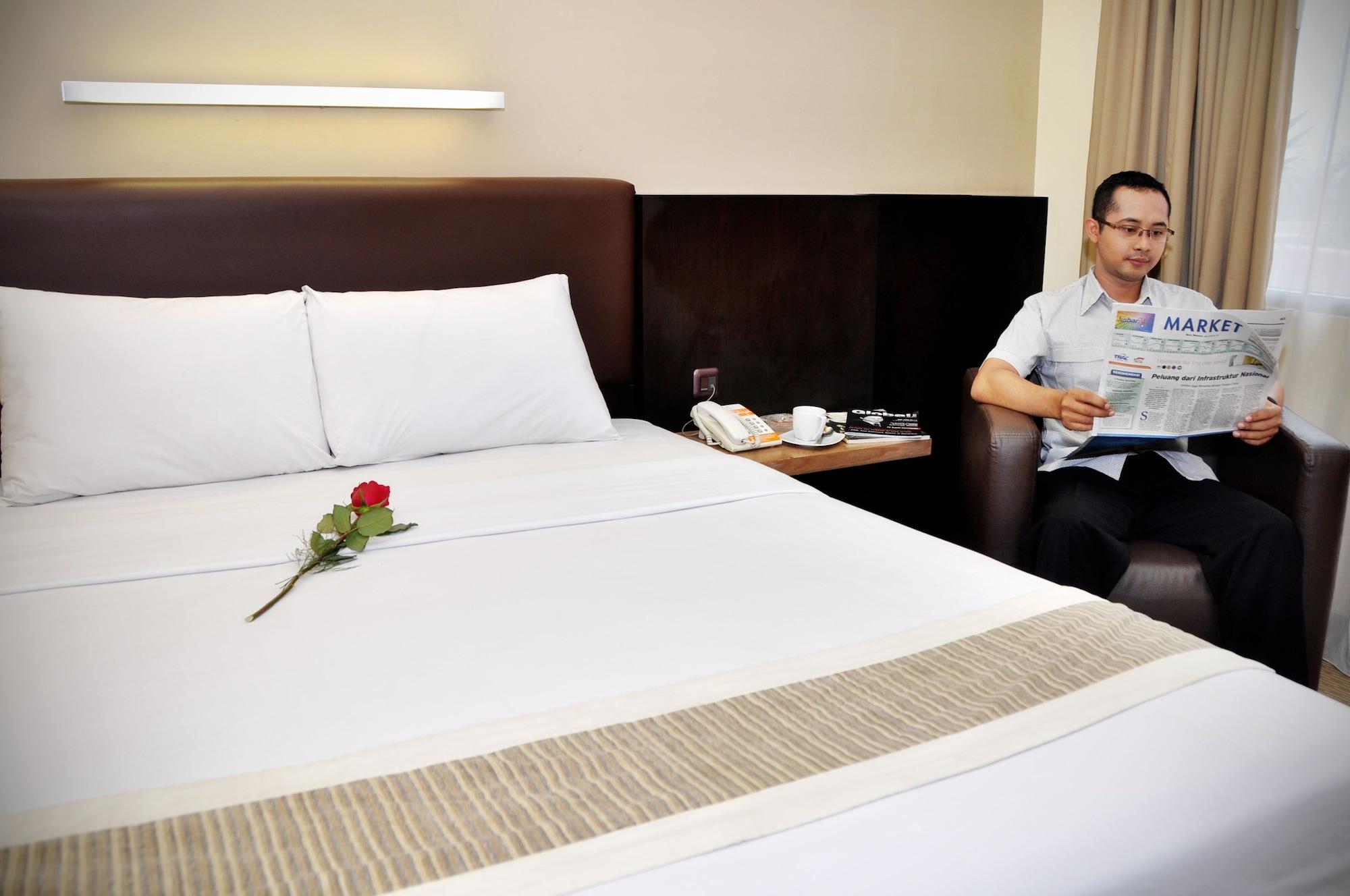 Pandanaran Hotel Semarang Zewnętrze zdjęcie