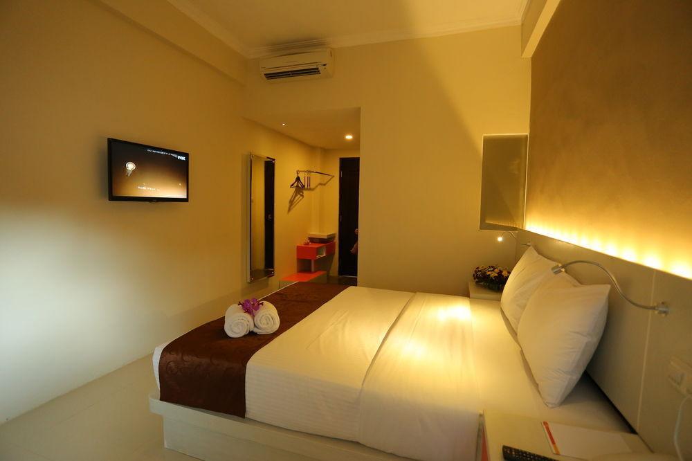 Pandanaran Hotel Semarang Zewnętrze zdjęcie