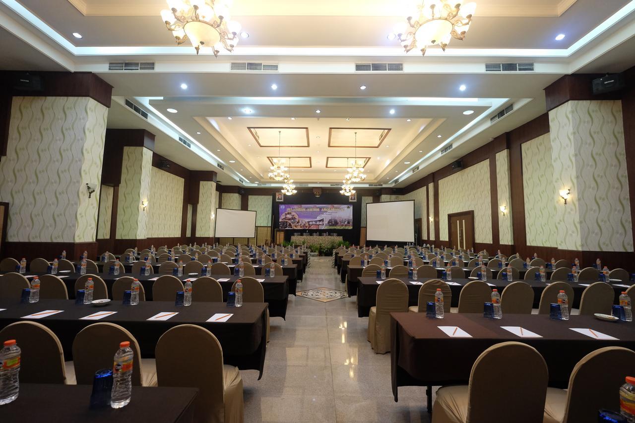 Pandanaran Hotel Semarang Zewnętrze zdjęcie