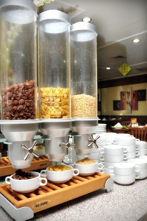 Pandanaran Hotel Semarang Zewnętrze zdjęcie