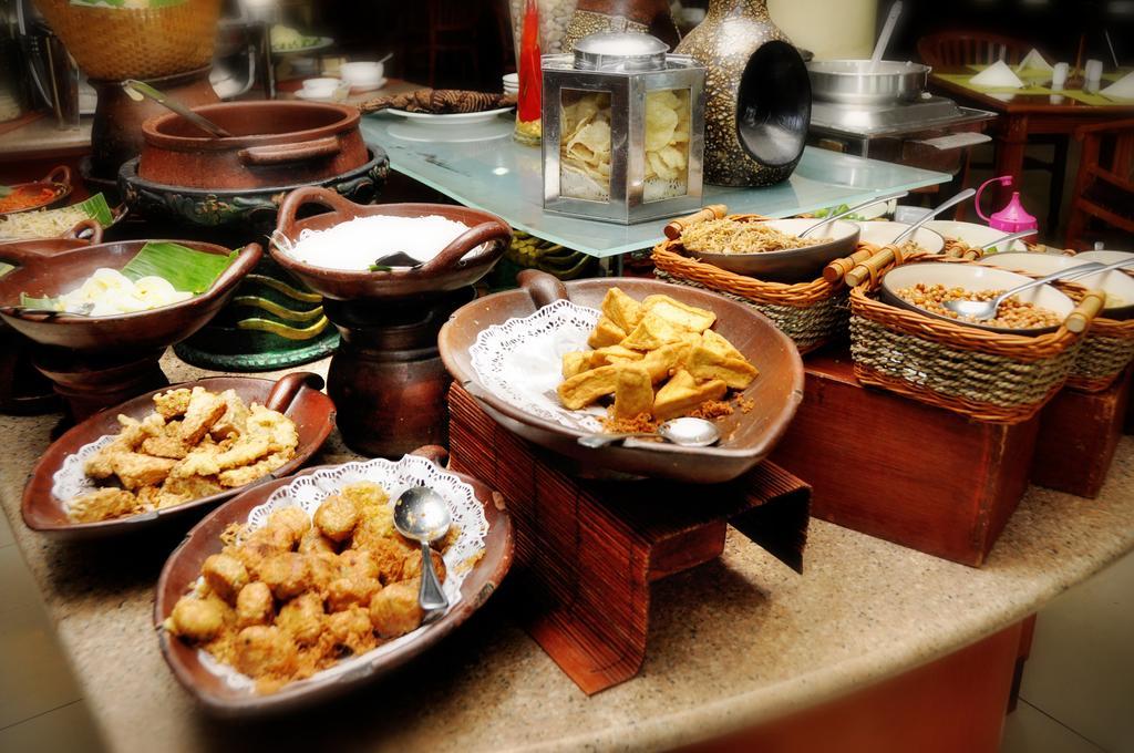 Pandanaran Hotel Semarang Zewnętrze zdjęcie