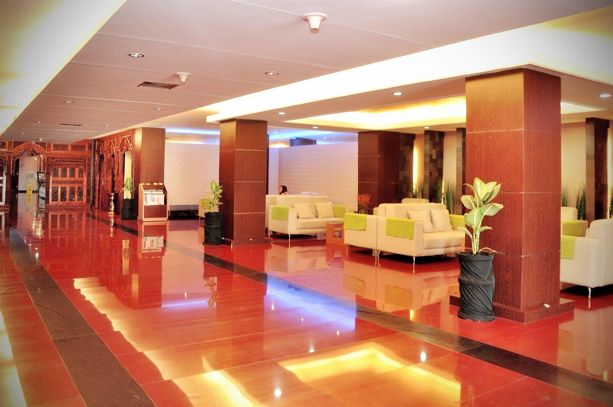 Pandanaran Hotel Semarang Zewnętrze zdjęcie