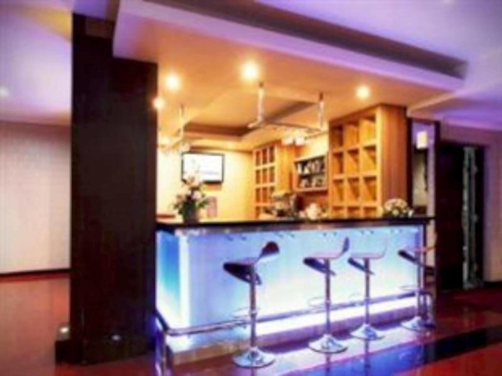 Pandanaran Hotel Semarang Zewnętrze zdjęcie