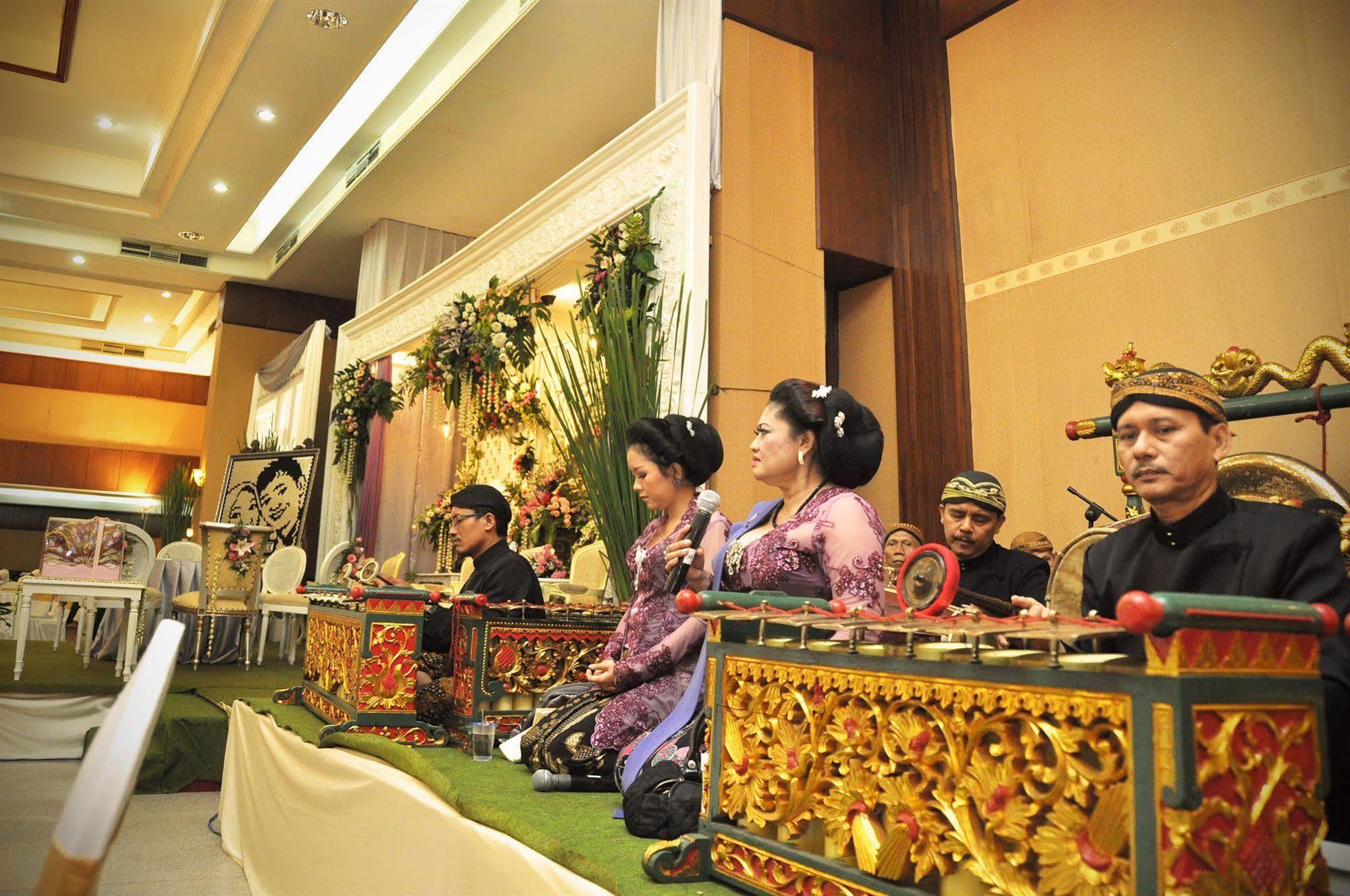 Pandanaran Hotel Semarang Zewnętrze zdjęcie